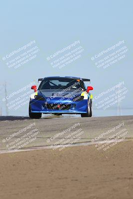 media/Oct-26-2025-CalClub SCCA (Sun) [[8ce1e69566]]/Group 2/Grapevine/